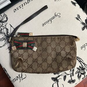 GUCCI ZIP POUCH